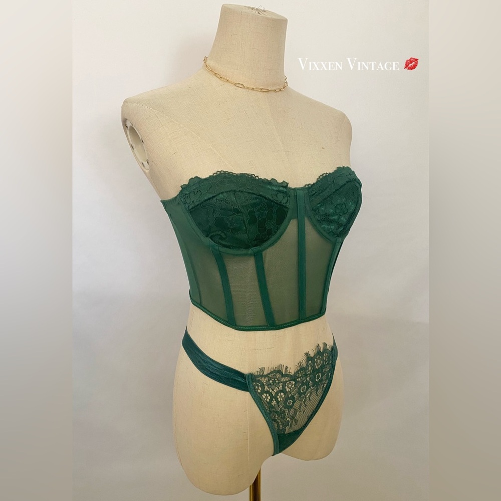 STRAPLESS MESH LACE BUSTIER CORSET TOP IN JADE